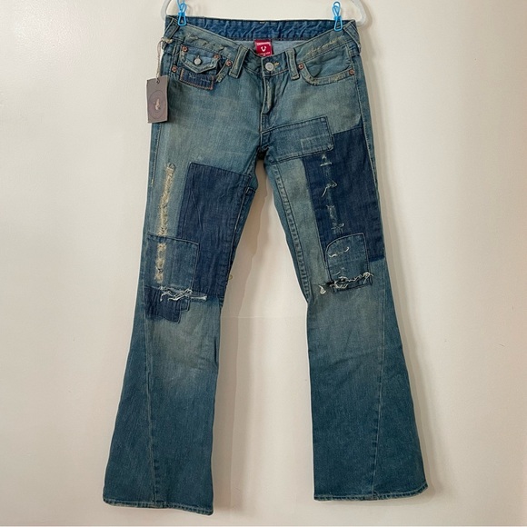 True Religion Women’s Joey Jeans VTG 04 big T
Destroyed Patched Flared (Size:30) - Picture 11 of 12